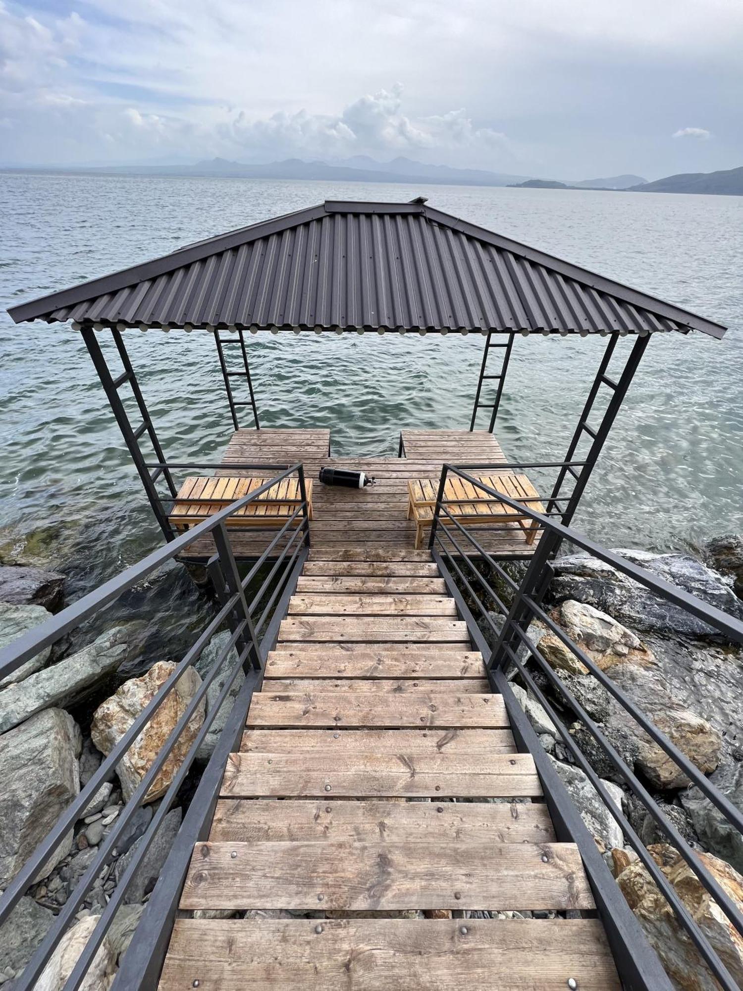 Altitude 1900 Dive Resort Chambarak Extérieur photo